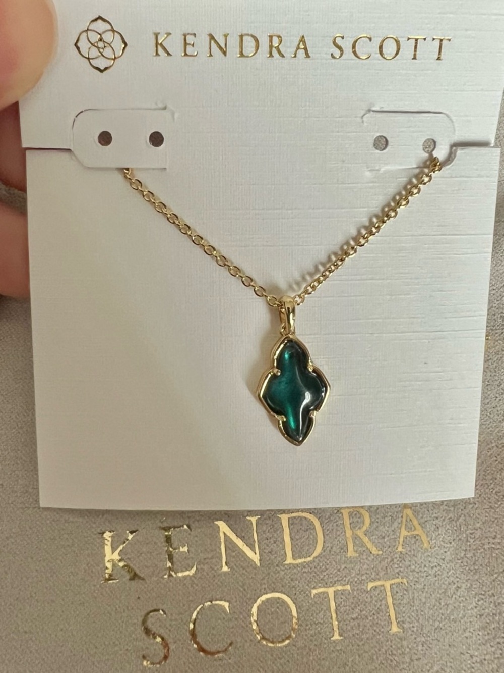 NEW Kendra Scott Framed Abbie Short Pendant Teal Tiger’s Eye - Picture 3 of 5